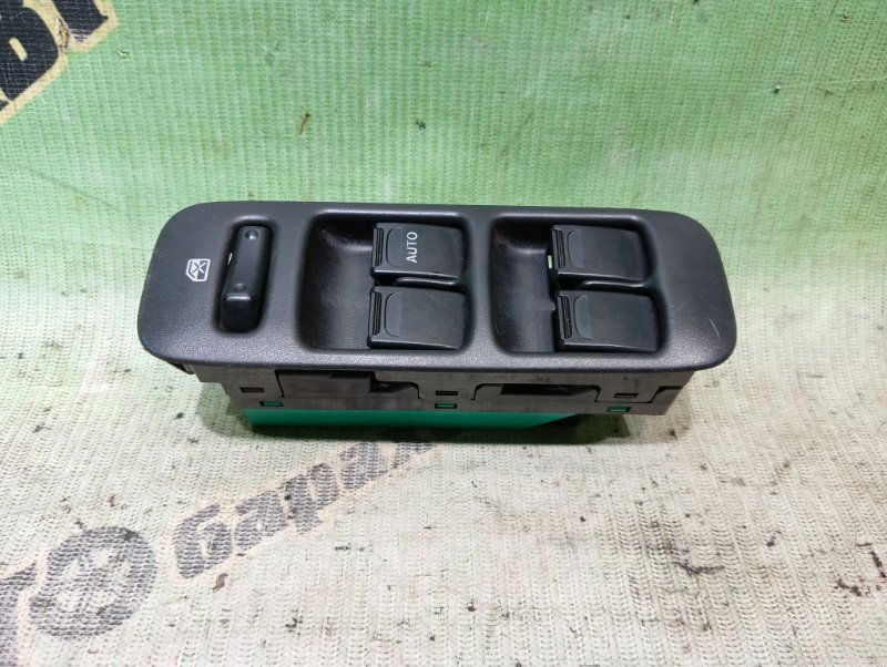 Пульт стеклоподъемника SUZUKI KEI HN22S K6A 2004 передний правый (б/у)