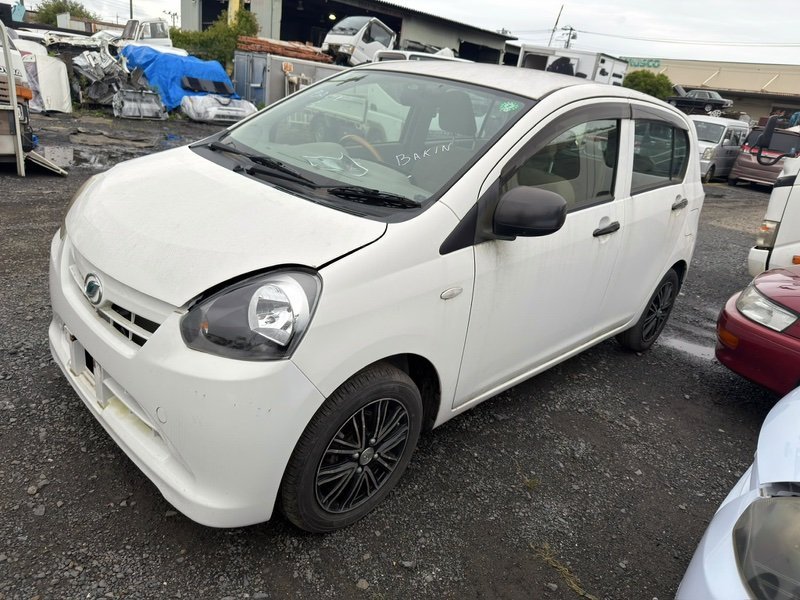 Крыло DAIHATSU MIRA E:S LA300S KF-VE3 2013 переднее левое (б/у)