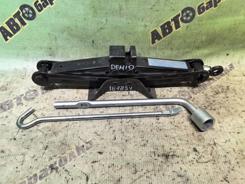 Поддомкратник MAZDA DEMIO DE3FS (б/у)