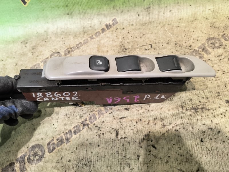 Пульт стеклоподъемника MITSUBISHI CANTER FB70ABX 4M40 2003 передний правый (б/у)