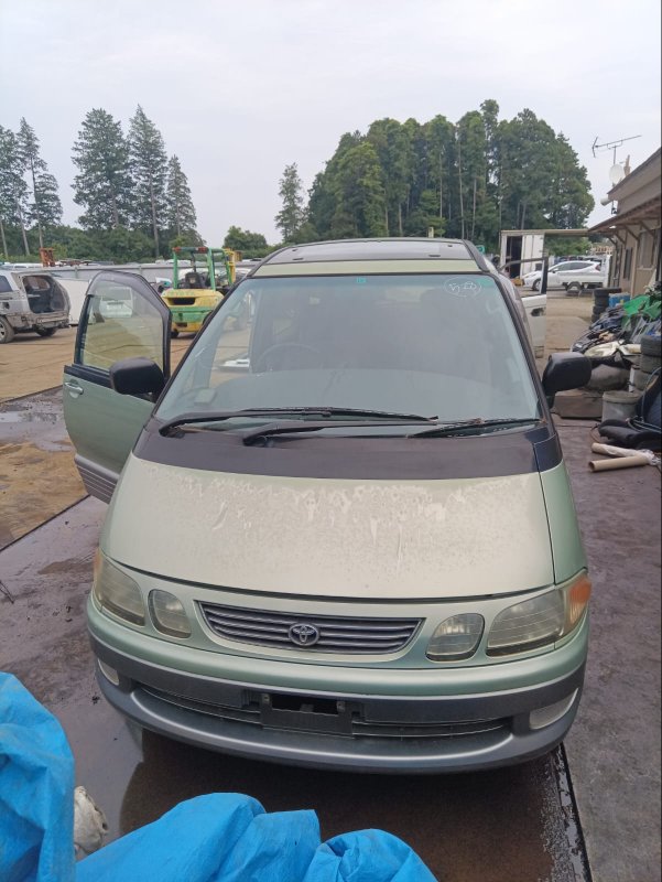 Автомобиль TOYOTA ESTIMA EMINA TCR11 2TZ-FE 1999 года в разбор