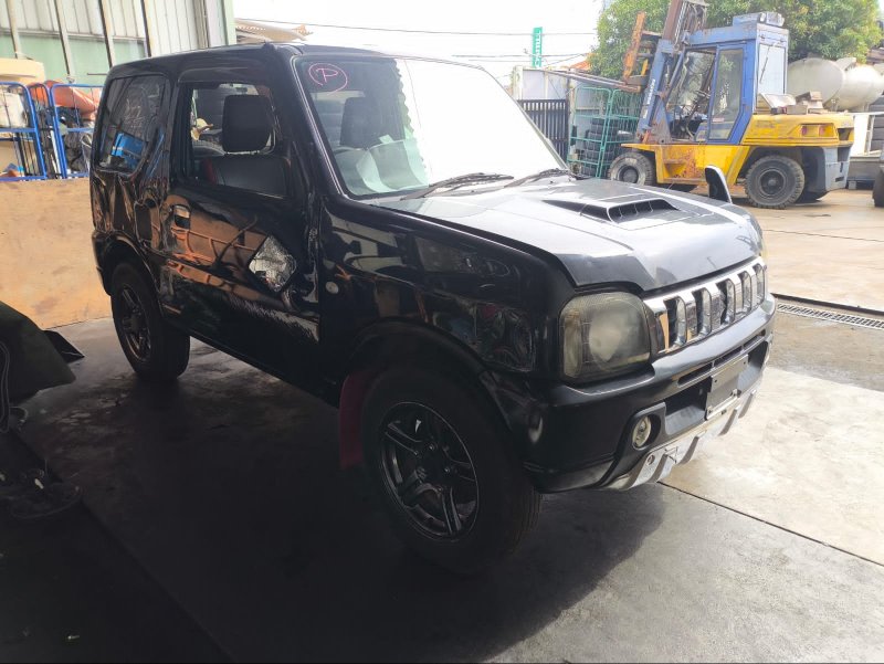 Автомобиль SUZUKI JIMNY JB23W K6A 2013 года в разбор