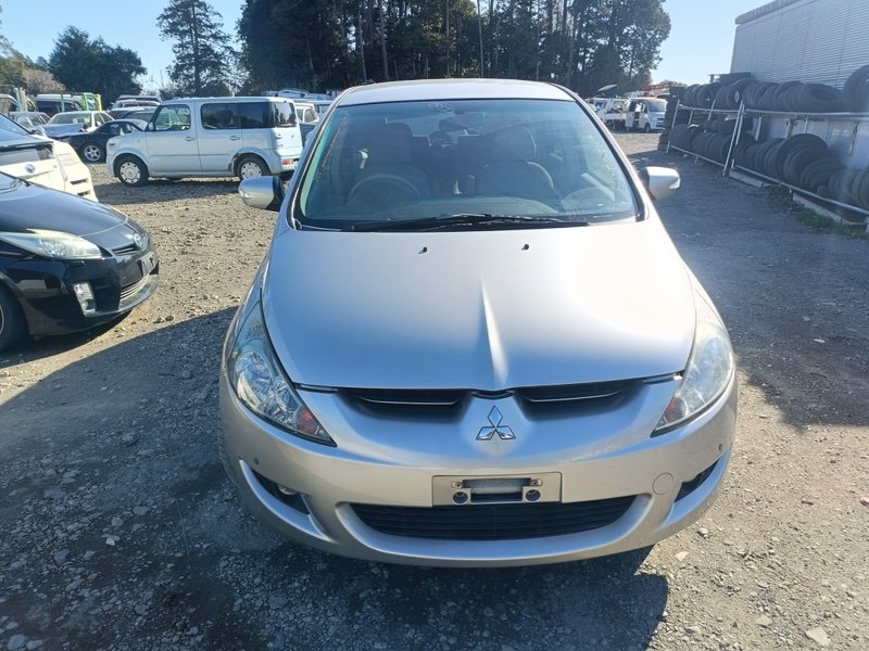 Автомобиль MITSUBISHI GRANDIS NA4W 4G69 2004 года в разбор