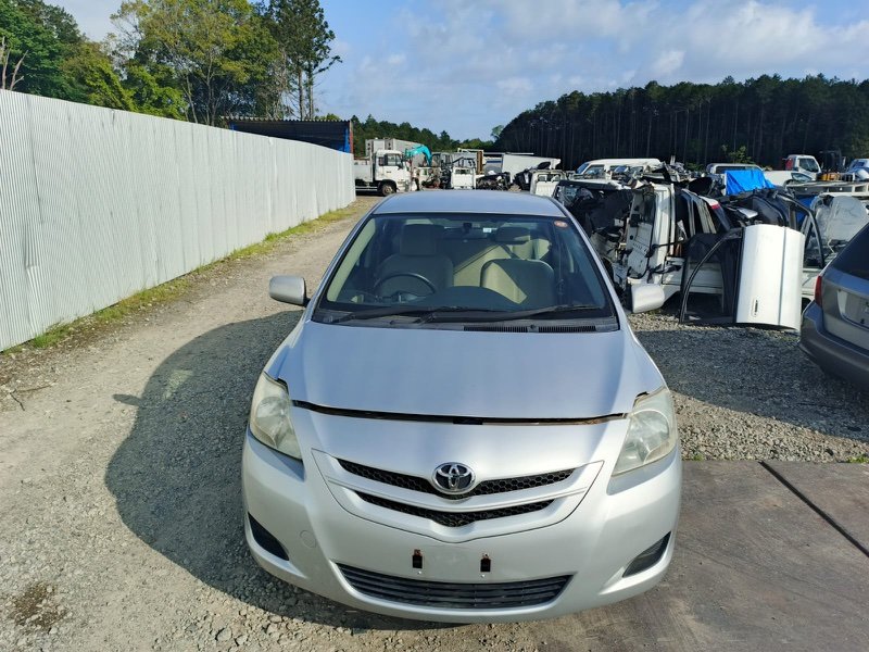 Автомобиль TOYOTA BELTA SCP92 2SZ-FE 2006 года в разбор