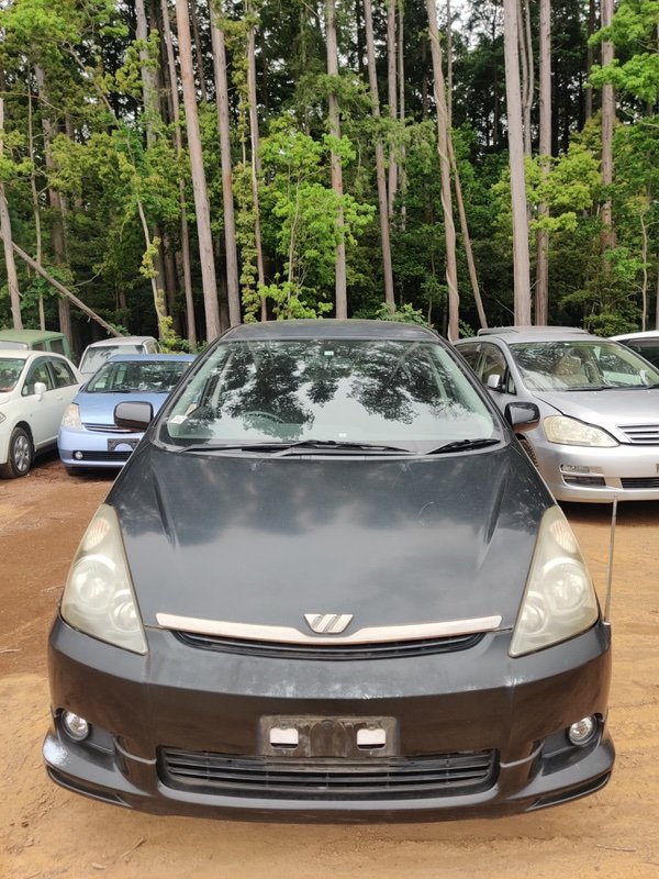 Автомобиль TOYOTA WISH ZNE14 1ZZ-FE 2004 года в разбор