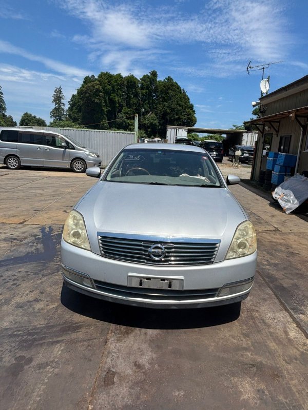 Автомобиль NISSAN TEANA J31 VQ23(DE) 2005 года в разбор