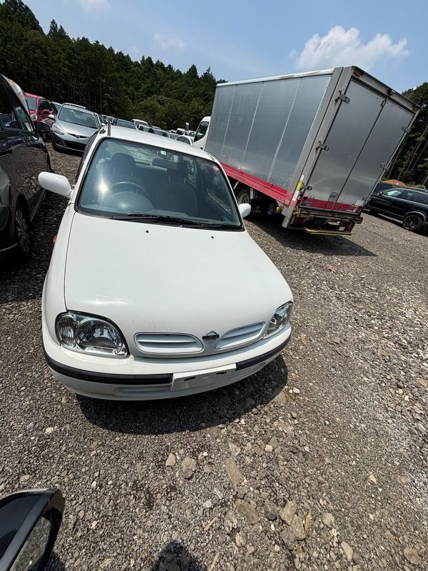 Автомобиль NISSAN MARCH K11 CG10(DE) 1999 года в разбор