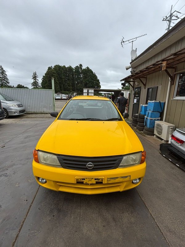 Автомобиль NISSAN AD VHNY11 QG18(DE) 2003 года в разбор