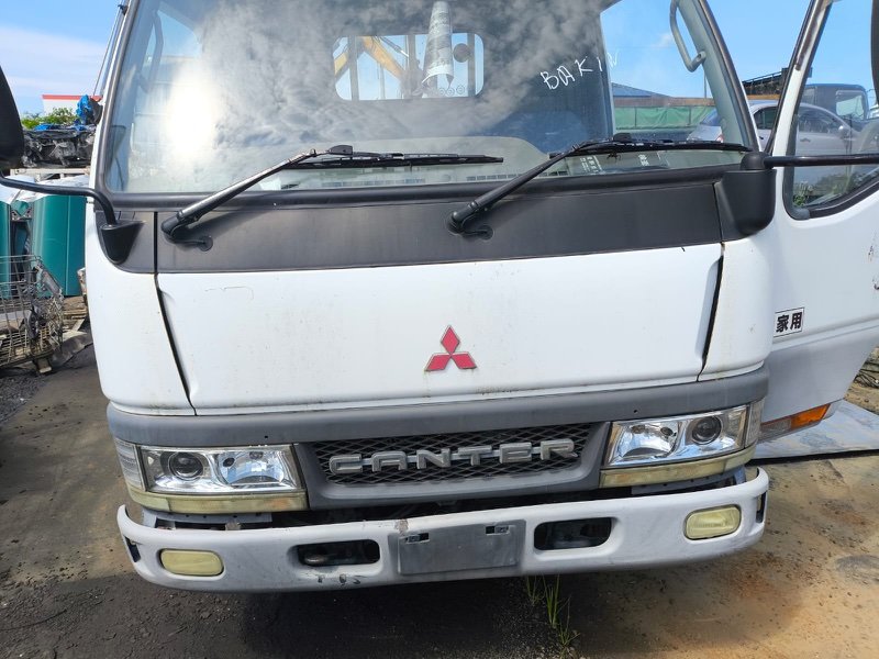 Автомобиль MITSUBISHI CANTER FG50EB 4M51 2000 года в разбор