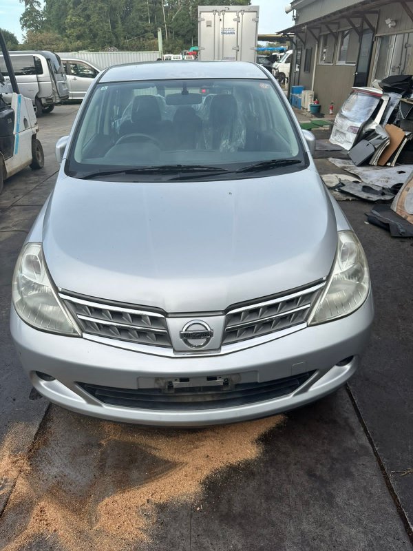 Автомобиль NISSAN TIIDA LATIO SC11 HR15 2008 года в разбор