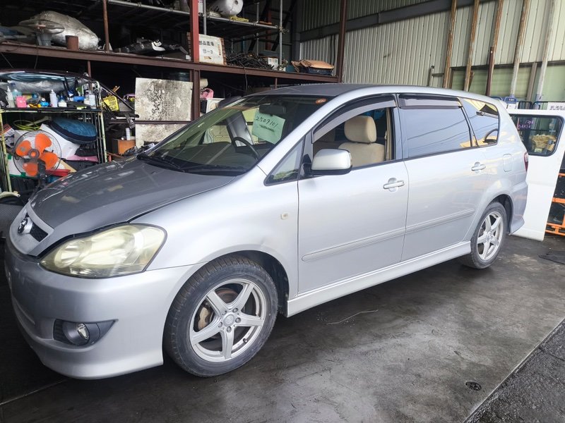 Автомобиль TOYOTA IPSUM ACM21 2AZ-FE 2008 года в разбор