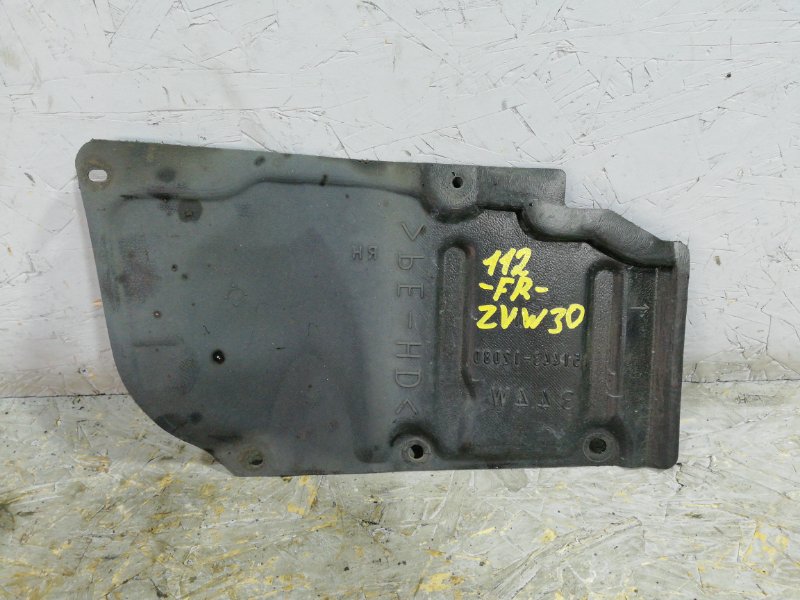 Защита двигателя передняя правая TOYOTA PRIUS 2009 ZVW30 2ZRFXE 51443-12080 контрактная