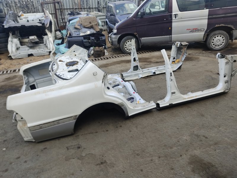Крыло Toyota Crown JZS155 2JZGE 1996 заднее правое (б/у)
