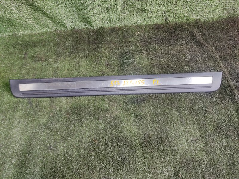 Порожек пластиковый Toyota Crown JZS155 2JZGE 1996 передний левый (б/у)
