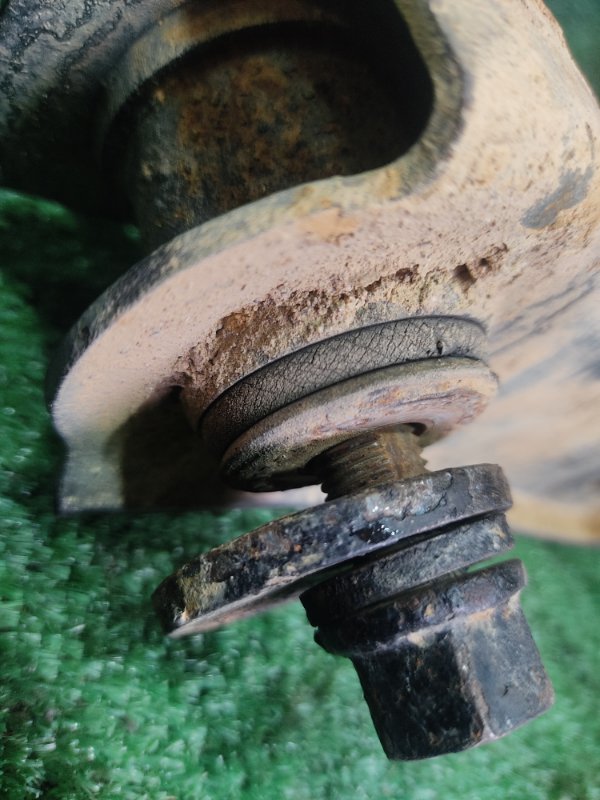 Рычаг передний правый TOWN ACE 1996 YR21G 3YEU