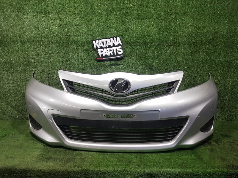 Бампер Toyota Vitz NSP135 1NRFE 2012 передний (б/у)