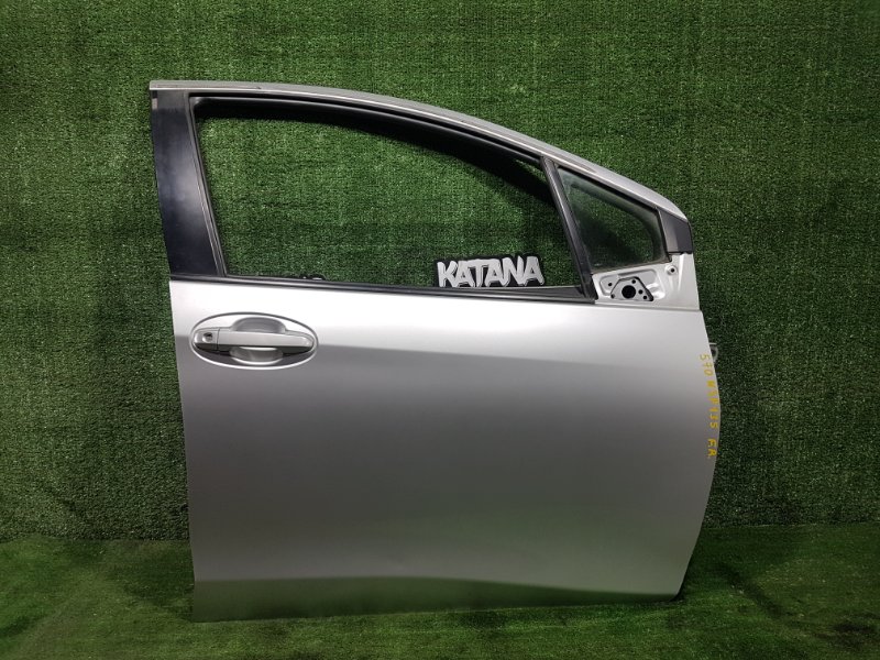 Дверь Toyota Vitz NSP135 1NRFE 2012 передняя правая (б/у)