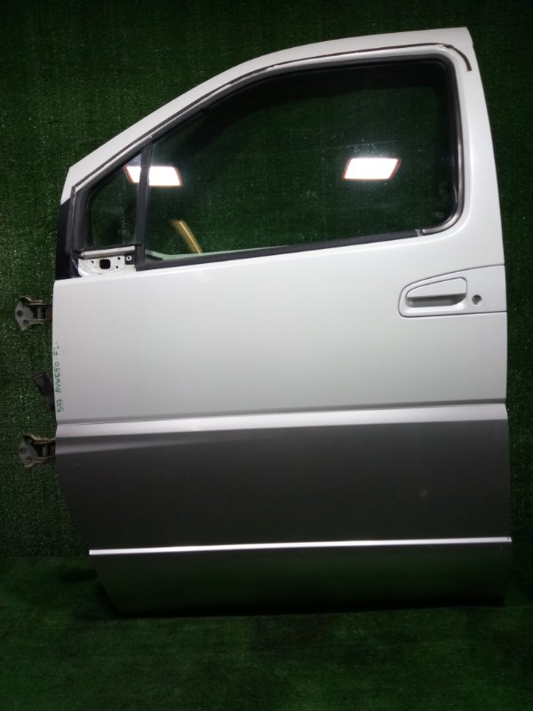 Дверь Nissan Elgrand AVWE50 QD32ETI 1999 передняя левая (б/у)