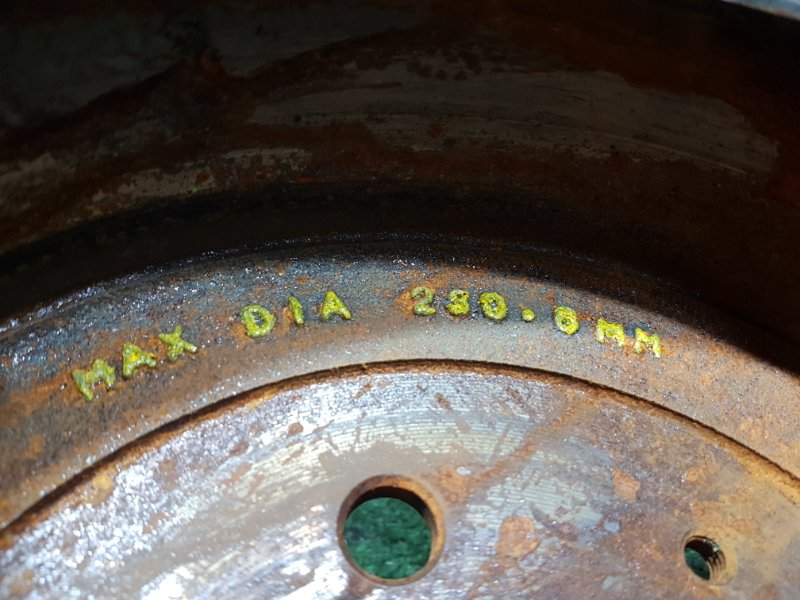 Тормозной барабан задний левый RUSH J210E 3SZVE