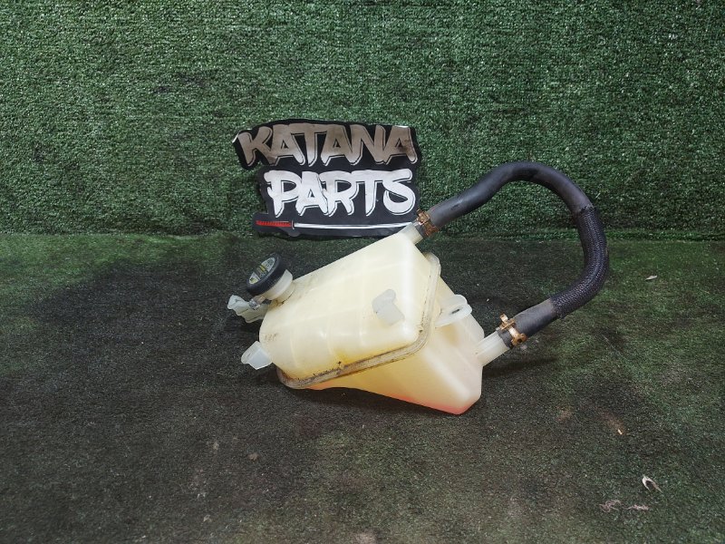 Запчасть бачок расширительный TOYOTA PRIUS ALPHA 2012 ZVW41 2ZRFXE 16480-28080 контрактная Бачок расширительный TOYOTA PRIUS ALPHA 2012 ZVW41 2ZRFXE 16480-28080 контрактная