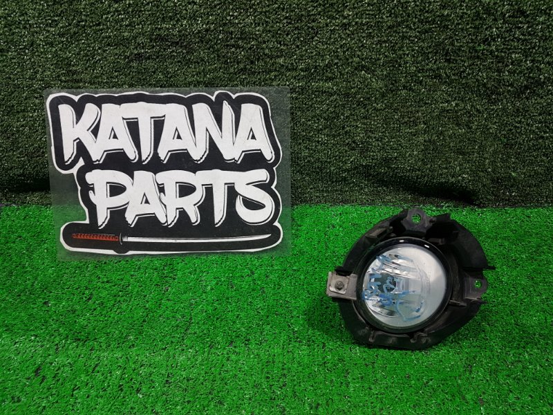 Туманка передняя левая TOYOTA RAV4 ACA31 2AZFE 81220-0D040 контрактная