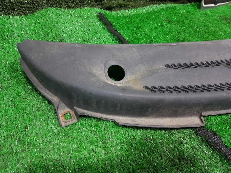 Планка под дворники передняя CORSA 1999 S93 X12XE
