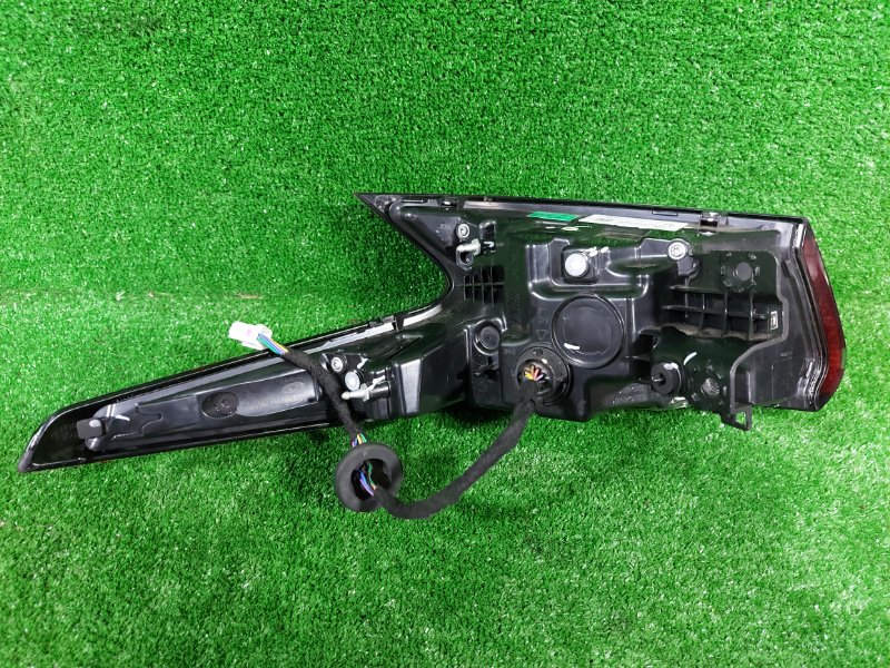 Стоп-сигнал задний левый C5 T19C SQRE4T15C