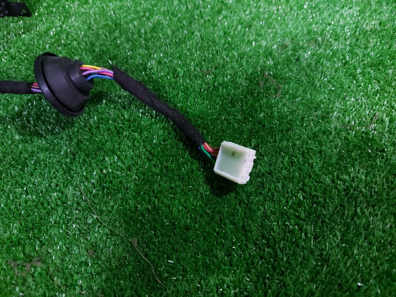Стоп-сигнал задний левый C5 T19C SQRE4T15C