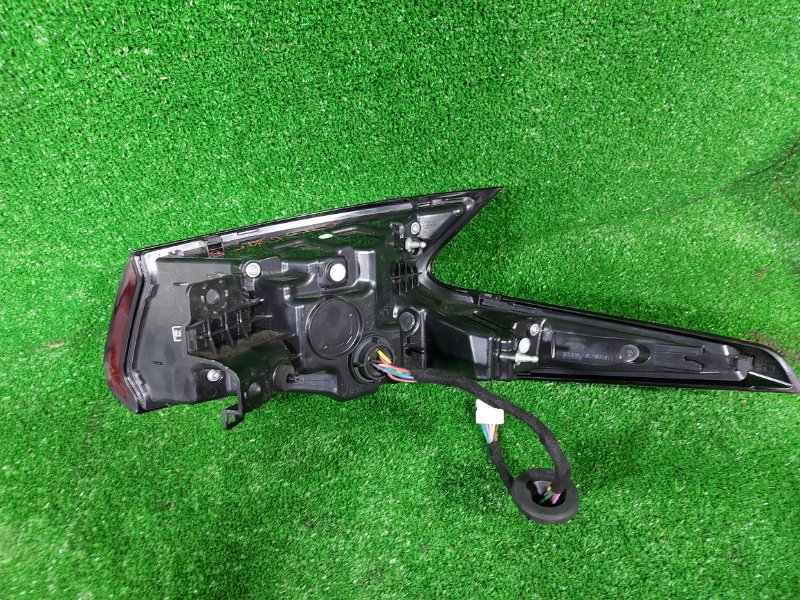 Стоп-сигнал задний правый C5 T19C SQRE4T15C