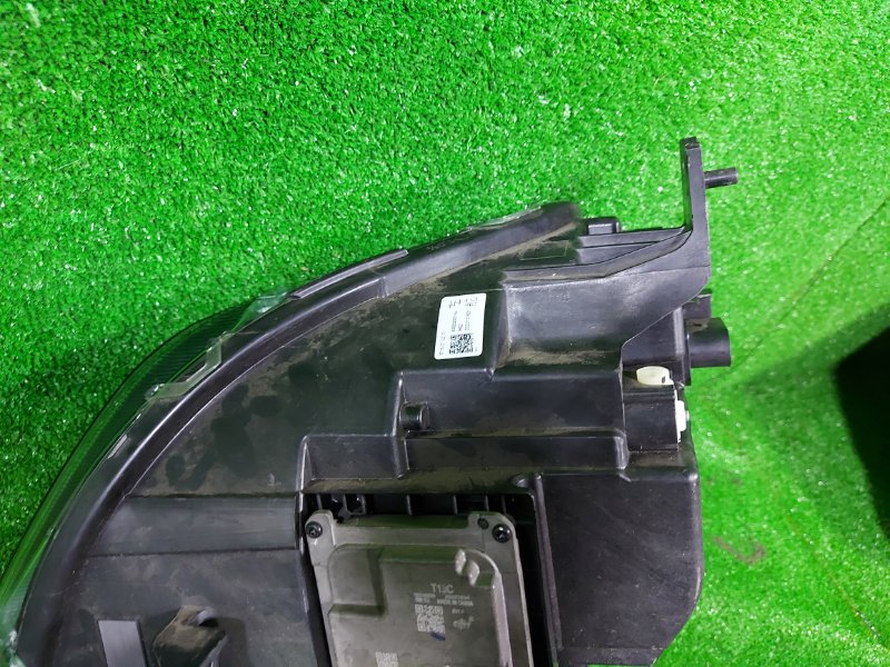 Фара передняя правая C5 T19C SQRE4T15C