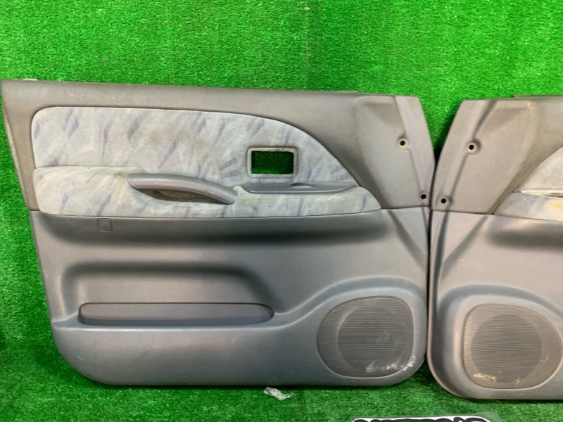 Обшивка дверей передняя LAND CRUISER PRADO RZJ95 3RZFE