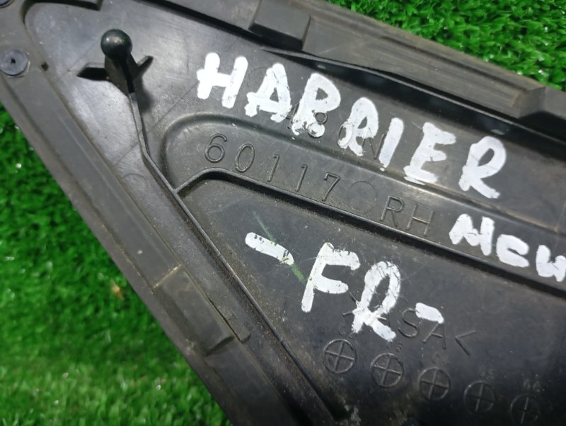Уголок крыла передний правый HARRIER MCU36 1MZFE