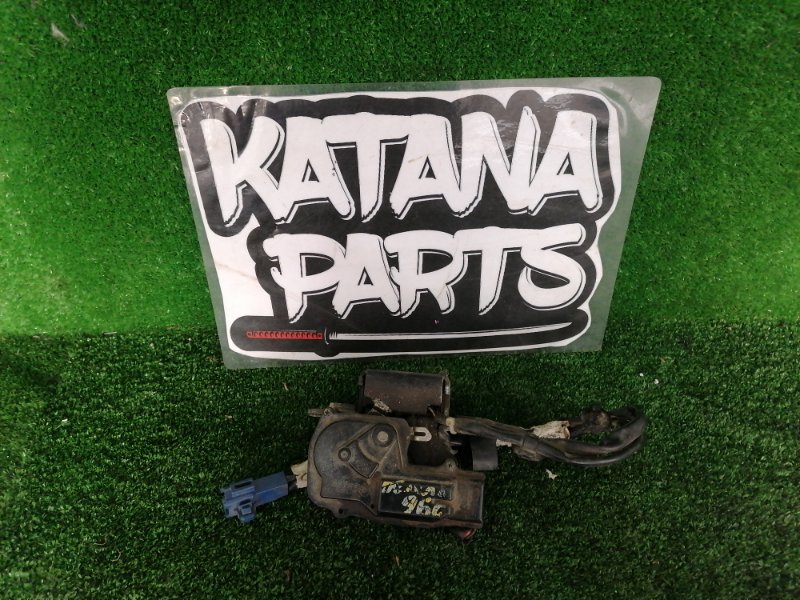 Замок 5-й двери задний TOYOTA PRIUS 2010 ZVW30 2ZRFXE 69350-47040 контрактная