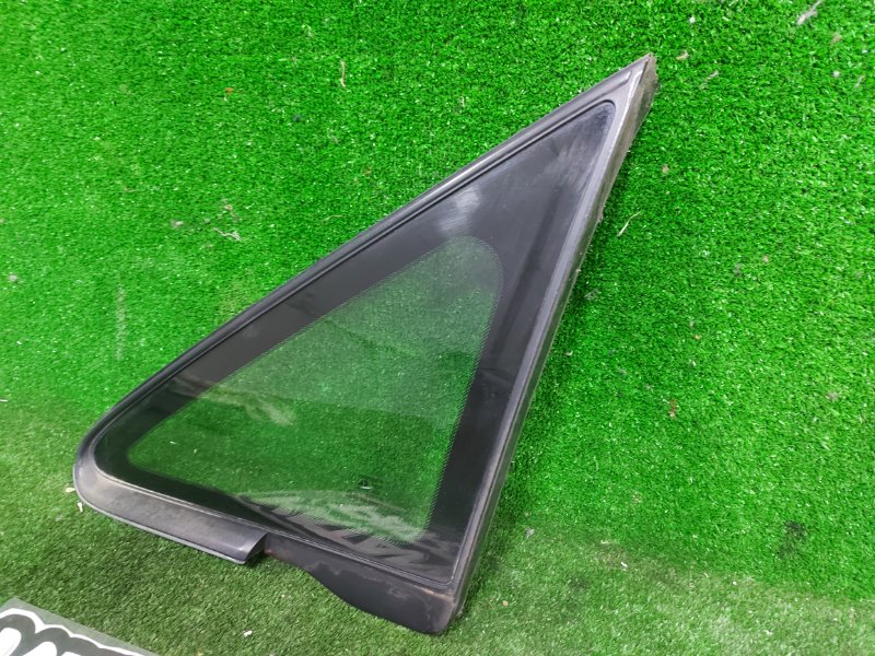 Форточка кузова передняя левая HONDA ODYSSEY RA1 F22B Форточка кузова передняя левая HONDA ODYSSEY RA1 F22B