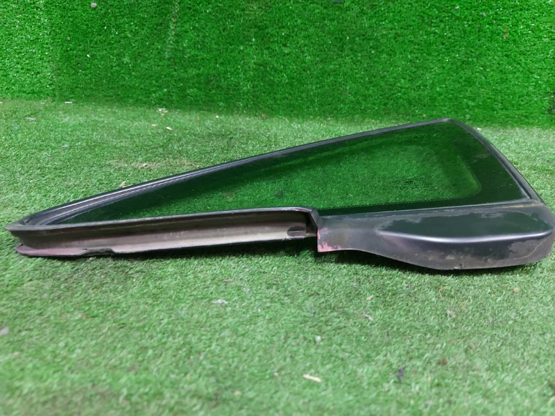 Форточка кузова передняя левая ODYSSEY 1996 RA1 F22B Форточка кузова передняя левая ODYSSEY 1996 RA1 F22B