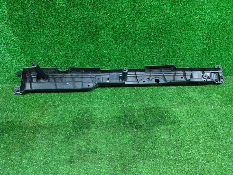 Кронштейн полки багажника задний правый X5 2016 F15 N57D30A