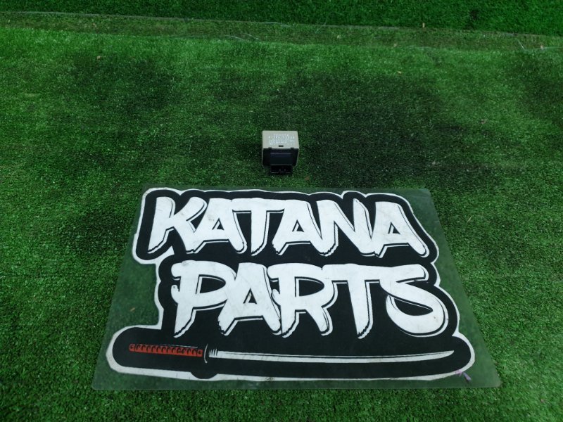 Реле поворотов TOYOTA ESTIMA 2007 ACR50W 2AZFE 81980-50030 контрактная