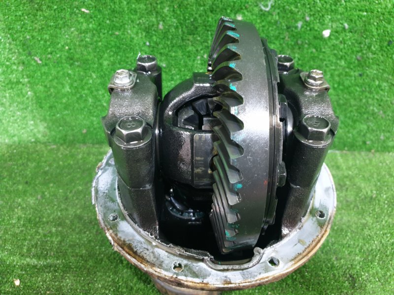 Редуктор задний BEGO J200G 3SZVE Редуктор задний BEGO J200G 3SZVE