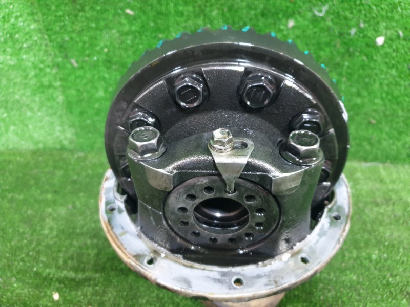Редуктор задний BEGO J200G 3SZVE Редуктор задний BEGO J200G 3SZVE
