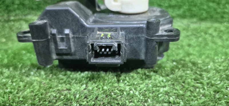 Сервопривод заслонки печки CAMRY 2006 ACV40 2AZFE