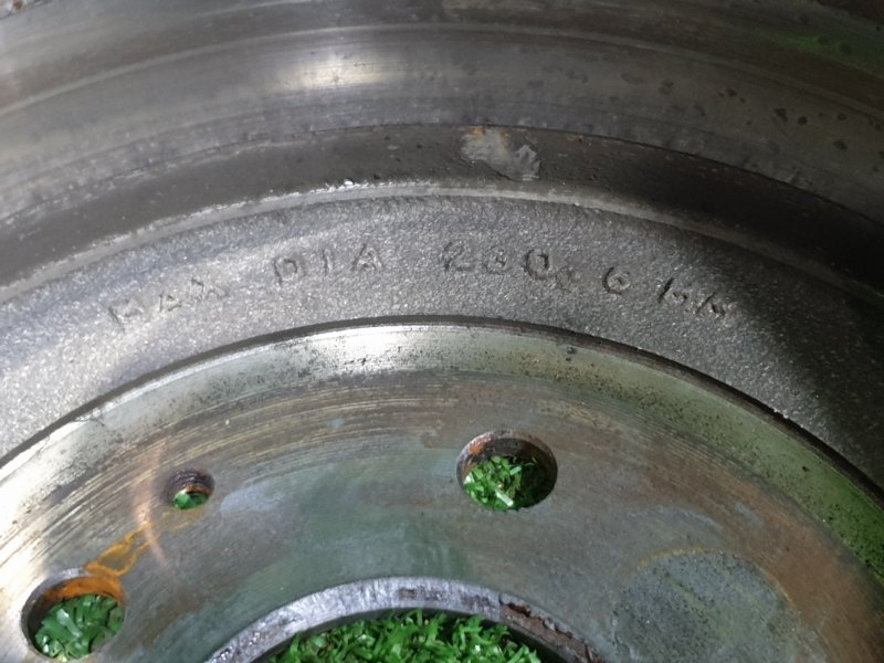 Тормозной барабан задний левый RUSH J210E 3SZVE