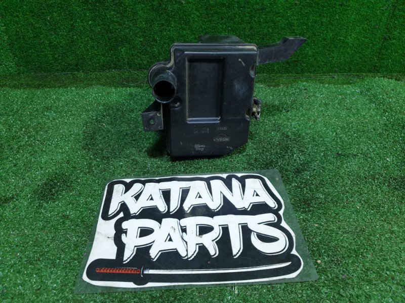 Бачок стеклоомывателя NISSAN R'NESSA 1997 PNN30 KA24DE 28910-5V000 контрактная