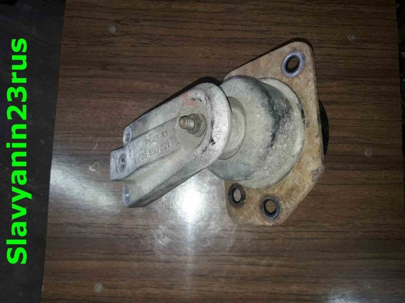 Подушка двигателя передняя правая Chevrolet Lacetti 2008 J200 F16D3 96550236 Б/У