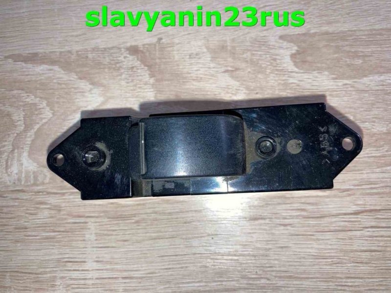 Кнопка стеклоподъемника задняя правая Lancer 2006 CS3A 4g18