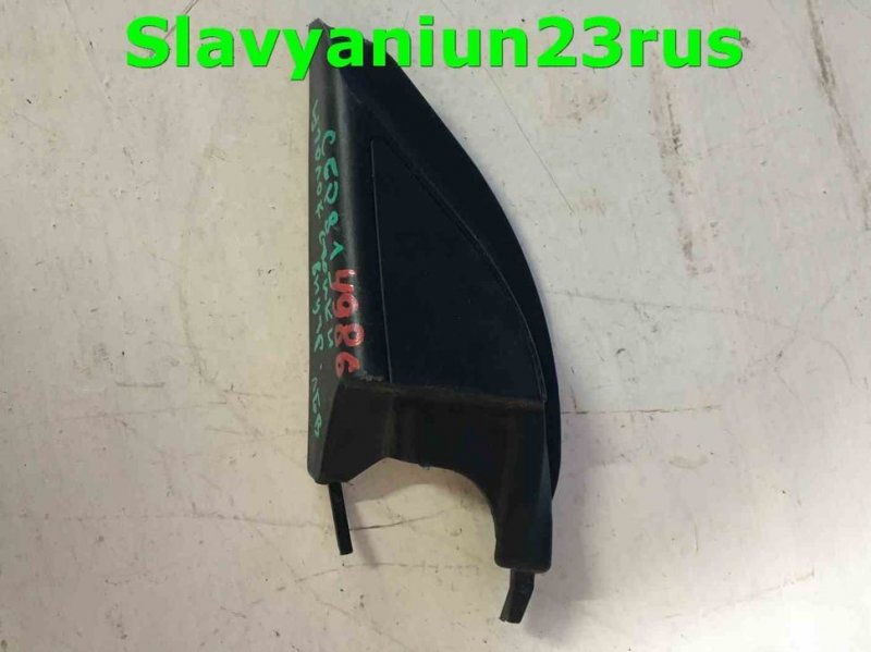 Уголок двери внутренний передний левый Mitsubishi Lancer Cedia 2003 CS2A 4g15 gdi MR441631 Б/У