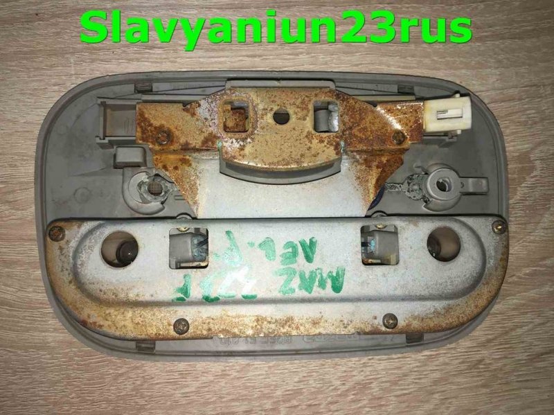 Плафон подсветки салона передний 323 1999 BJ14L Z5-DE Плафон подсветки салона передний 323 1999 BJ14L Z5-DE