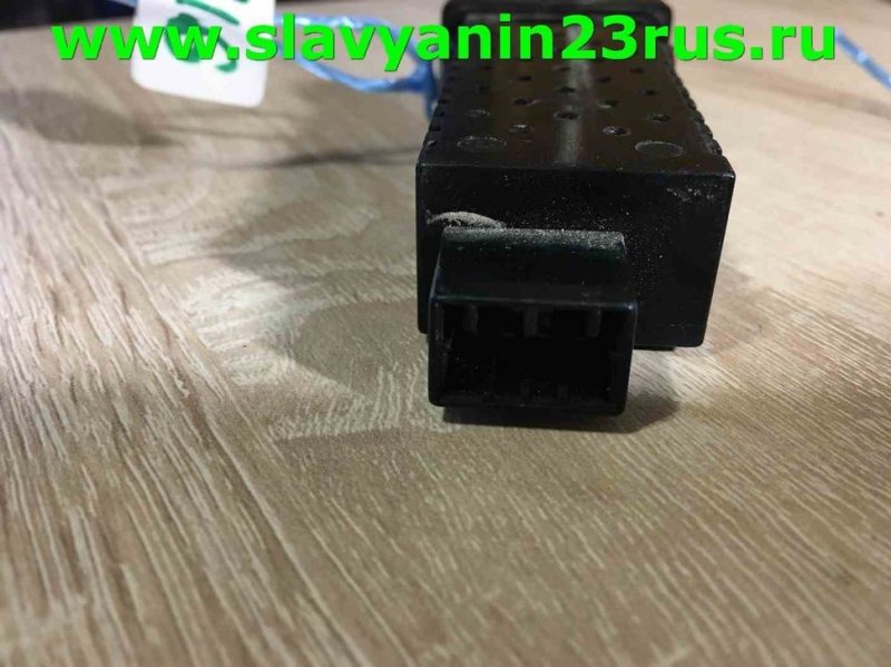 Кнопка регулировки яркости щитка прибора 323 1999 BJ14L Z5-DE