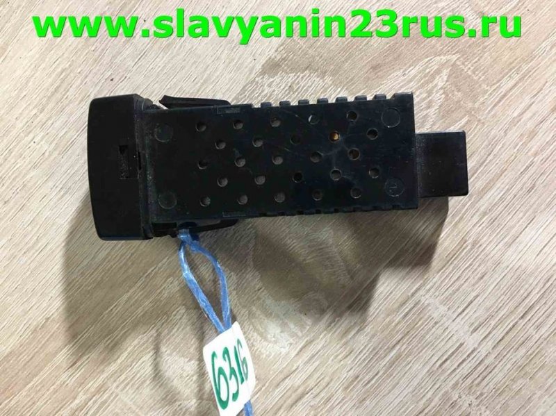 Кнопка регулировки яркости щитка прибора Mazda 323 BJ14L Z5-DE