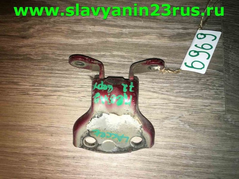 Петля двери верхняя задняя левая Chevrolet Lacetti 2008 J200 F16D3 Б/У