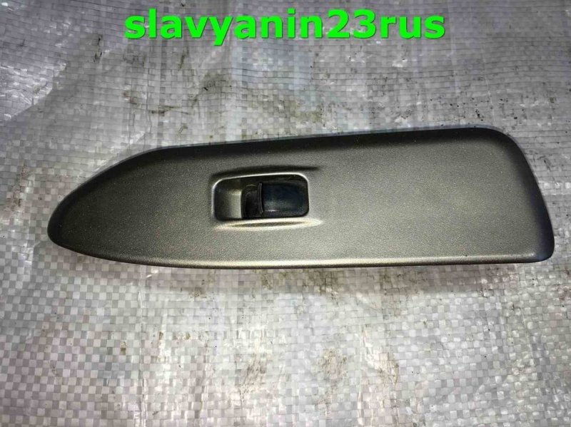 Запчасть кнопка стеклоподъемника передняя левая Mitsubishi Lancer Cedia 2002 CS2A 4g15 gdi MR417111 Б/У Кнопка стеклоподъемника передняя левая Mitsubishi Lancer Cedia 2002 CS2A 4g15 gdi MR417111 Б/У